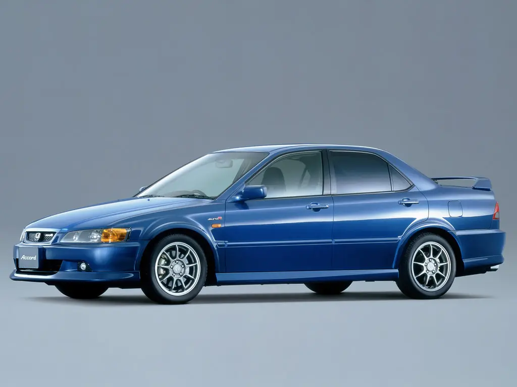 Honda Accord (CF3, CF4, CL1, CF5, CL3) 6 поколение, рестайлинг, седан (06.2000 - 09.2002)